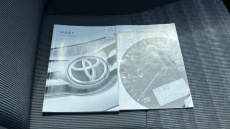 Toyota Yaris 1.33 VVT-i Icon 5dr Petrol Hatchback